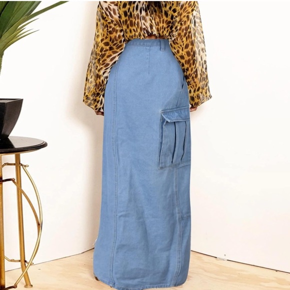 Women's Cargo Skirt 
high waist/high slit/ankle length/with pockets. - Picture 3 of 3